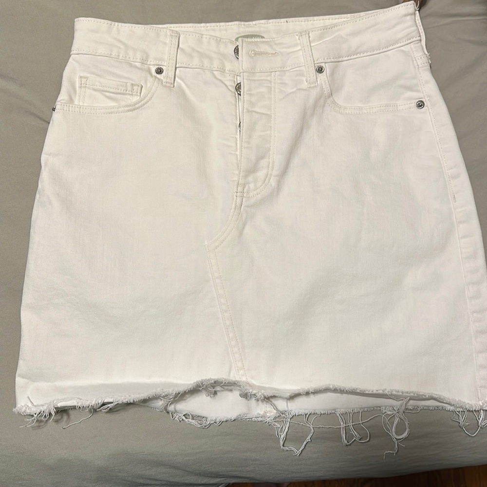 White jean skirts Old Navy